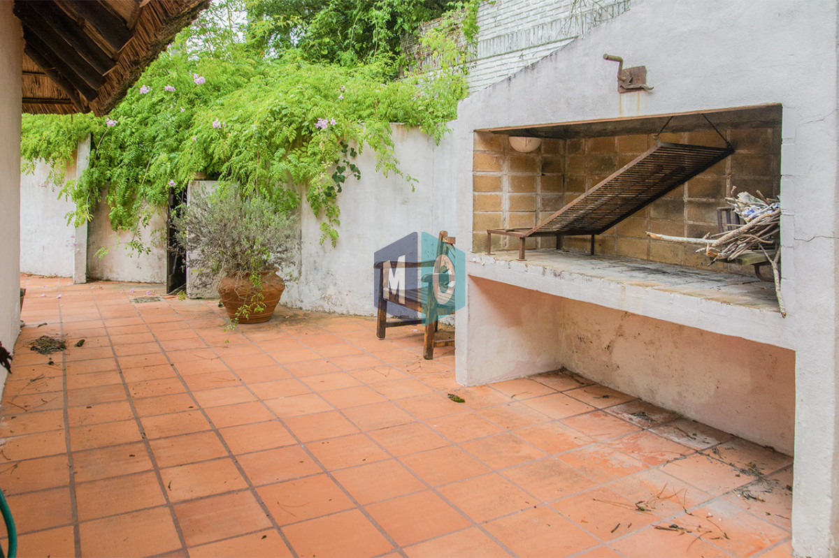 Casa ID.1167 - En venta casa de 1 dormitorio con dependencia en Cantegril