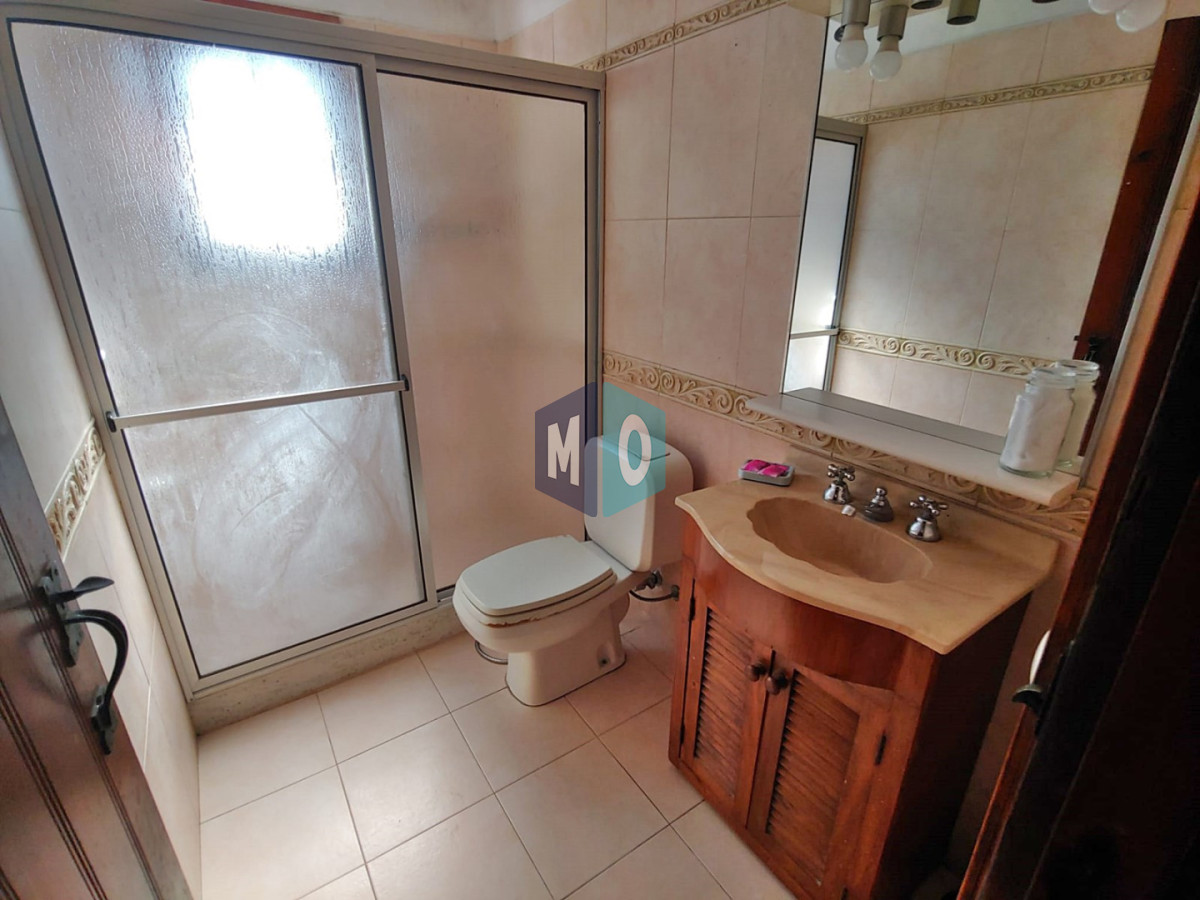 Casa ID.1165 - En venta casa de 4 dormitorios con piscina y parrillero en Las Delicias, Maldonado