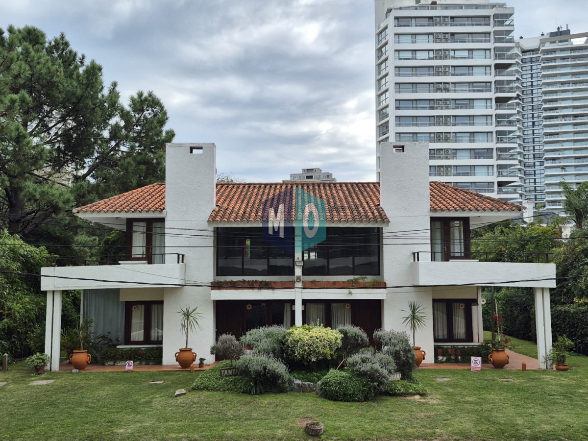 Casa ID.1173 - 2 chalet apareados en venta proximo al mar, Playa Brava