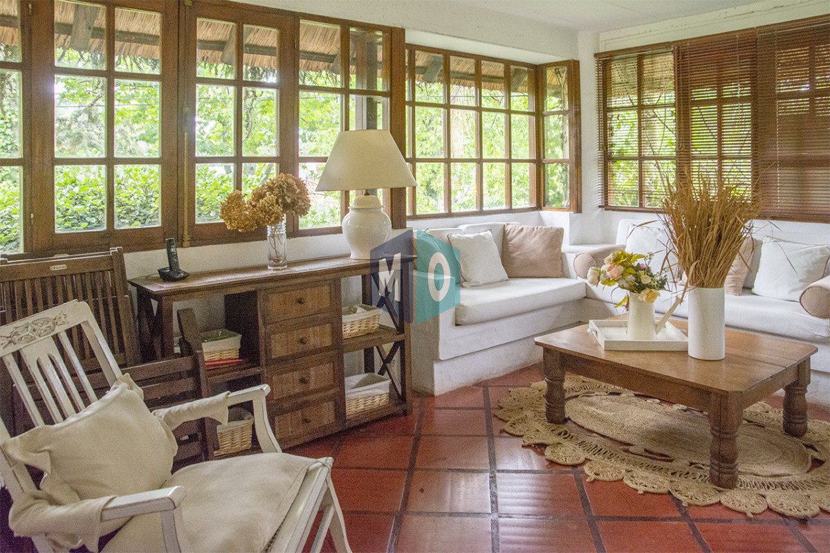 Casa ID.1167 - En venta casa de 1 dormitorio con dependencia en Cantegril
