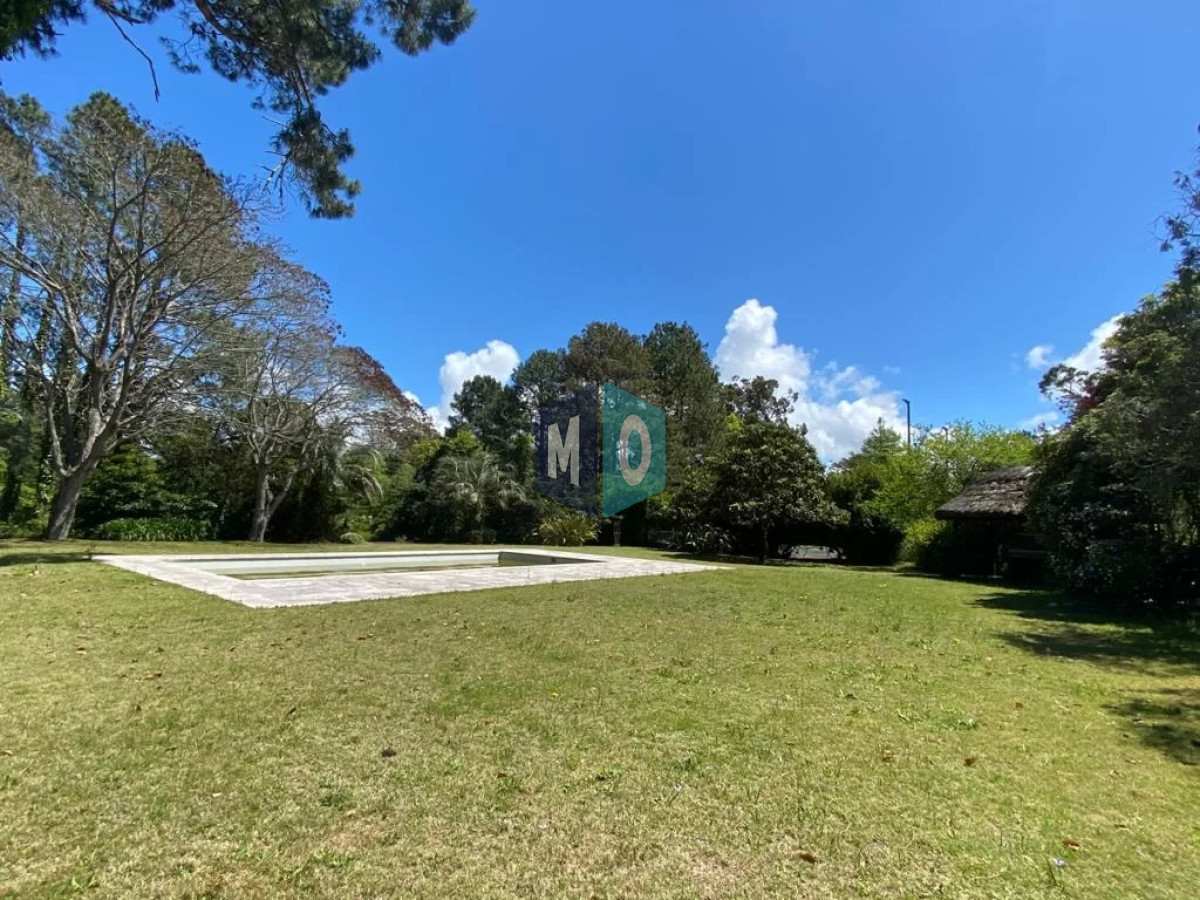 Terreno ID.459 - Espectacuar terreno en la zona más solicitada. Golf, Punta del Este 