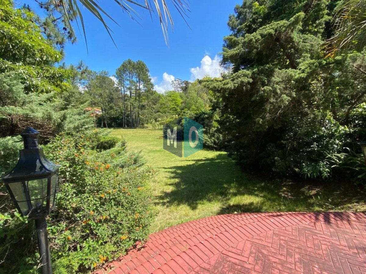 Terreno ID.459 - Espectacuar terreno en la zona más solicitada. Golf, Punta del Este 