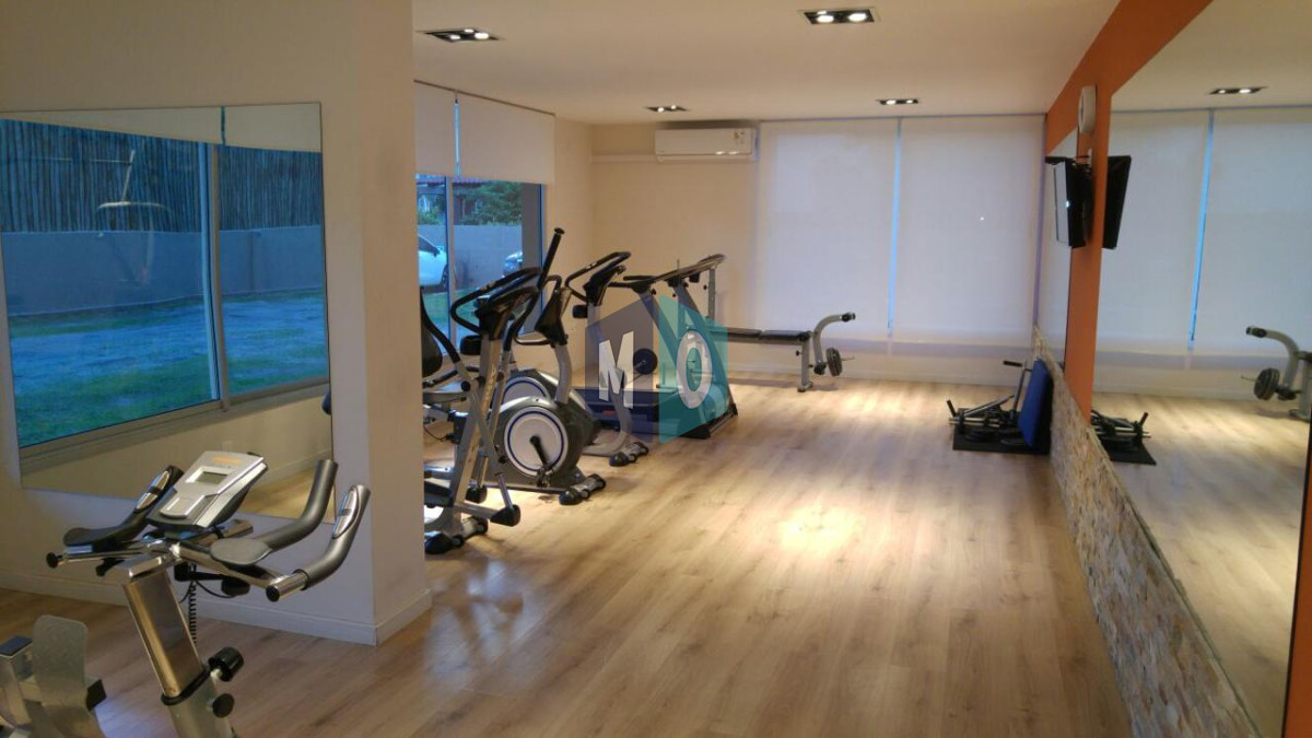 Apartamento ID.1159 - Apartamento en venta de 2 dormitorios en suite en Torre Moon,  Punta del Este