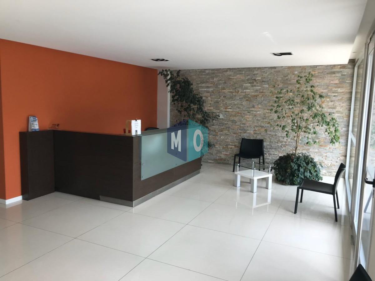 Apartamento ID.1159 - Apartamento en venta de 2 dormitorios en suite en Torre Moon,  Punta del Este