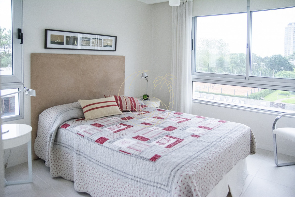 Apartamento ID.21092462 - Departamento de 1 dormitorio y medio en venta en complejo con amenities. Playa Brava