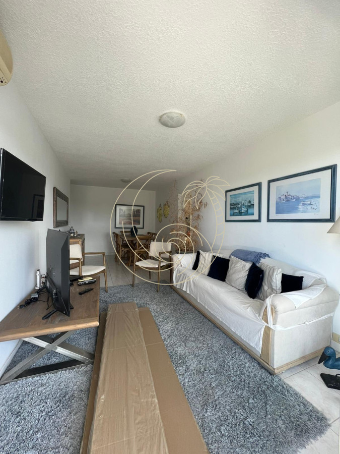 Apartamento ID.21092805 - Venta Apartamento de 2 dormitorios en zona Roosevelt, Punta del este 
