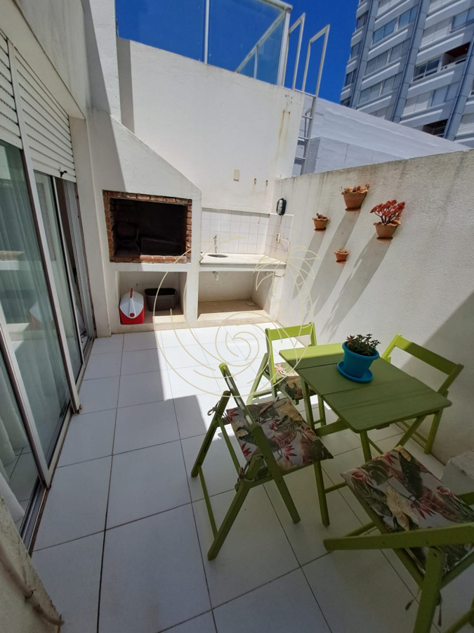 Apartamento ID.21092507 - Apartamento en Venta de 1 dormitorio en Península , Punta del este 