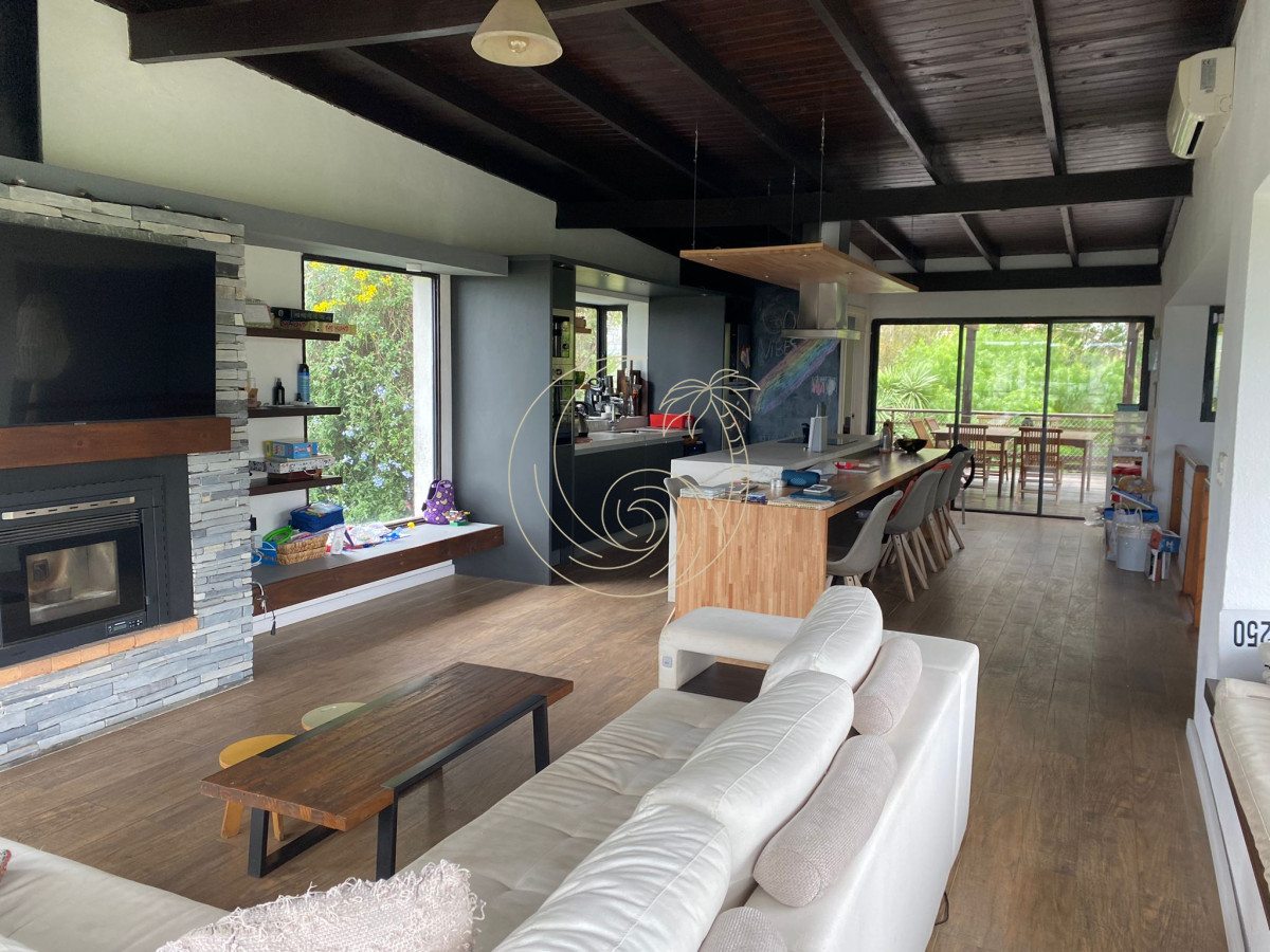Casa ID.21092764 - Venta Casa de 3 Dormitorios en Montoya Punta del este con Piscina