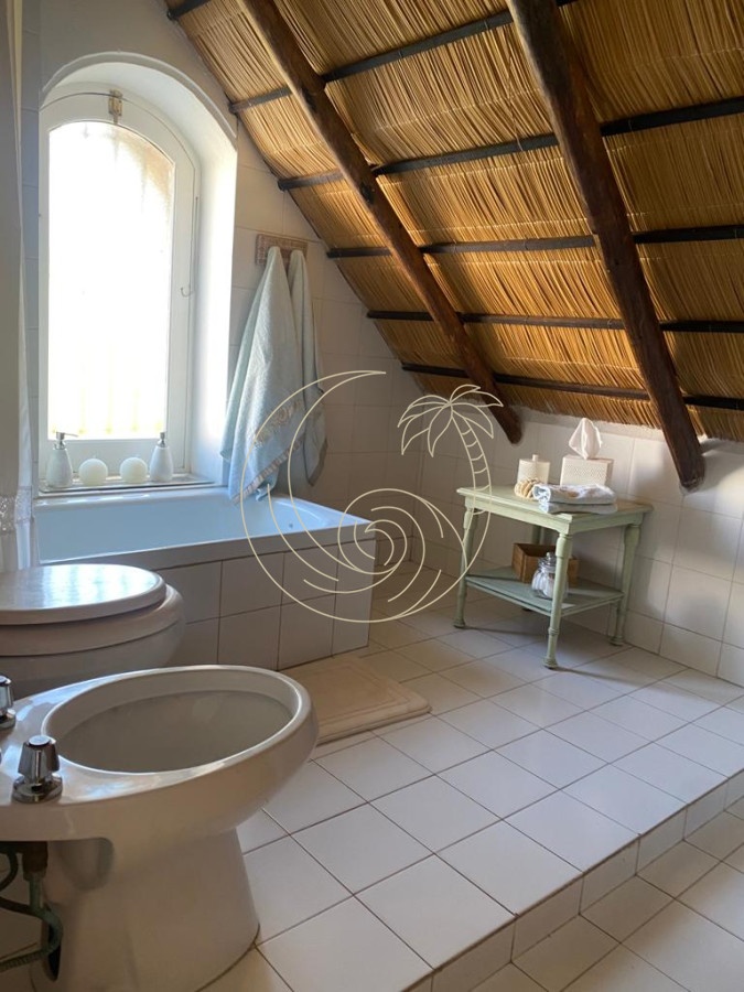 Casa ID.21092394 - Excelente propiedad en venta en zona tranquila. 3 dormitorios.