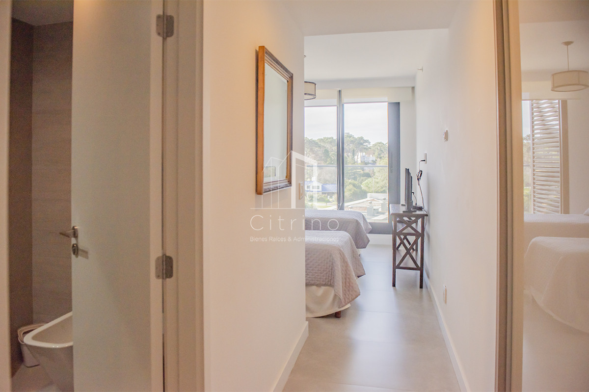 Apartamento ID.1824 - Gran oportunidad, departamento frente al mar con vista a la bahia en venta. Torre Venetian.