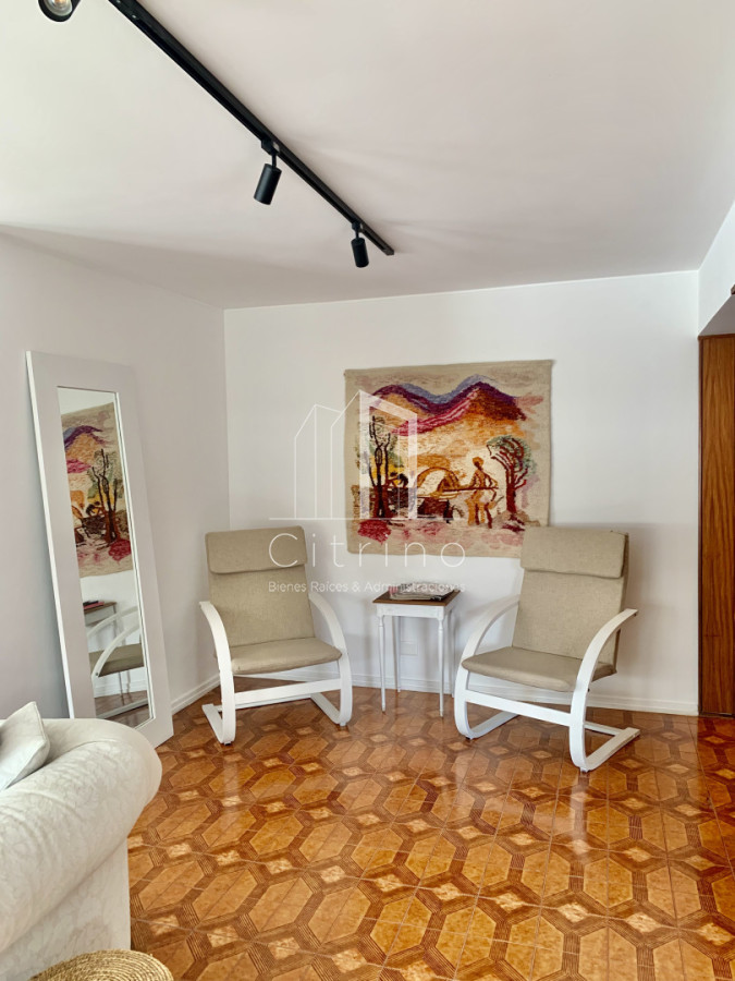 Apartamento ID.2349 - En venta apartamento de 2 mas dep. en Península, Punta del Este