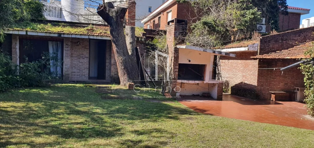Casa ID.573 - Venta Casa en Aidy Grill, Punta del Este con parrillero a pocas cuadras del mar