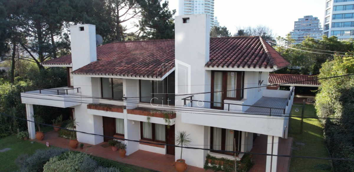 Casa ID.2430 - 2 chalet apareados en venta proximo al mar, Playa Brava