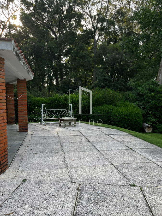 Casa ID.2447 - Alquiler anual Casa 3 dormitorios en barrio privado Punta del Este