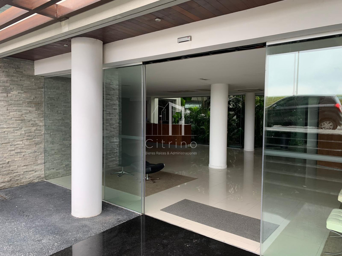 Apartamento ID.347 - Departamento de 3 dormitorios en venta. Gran Oportunidad en Mansa.