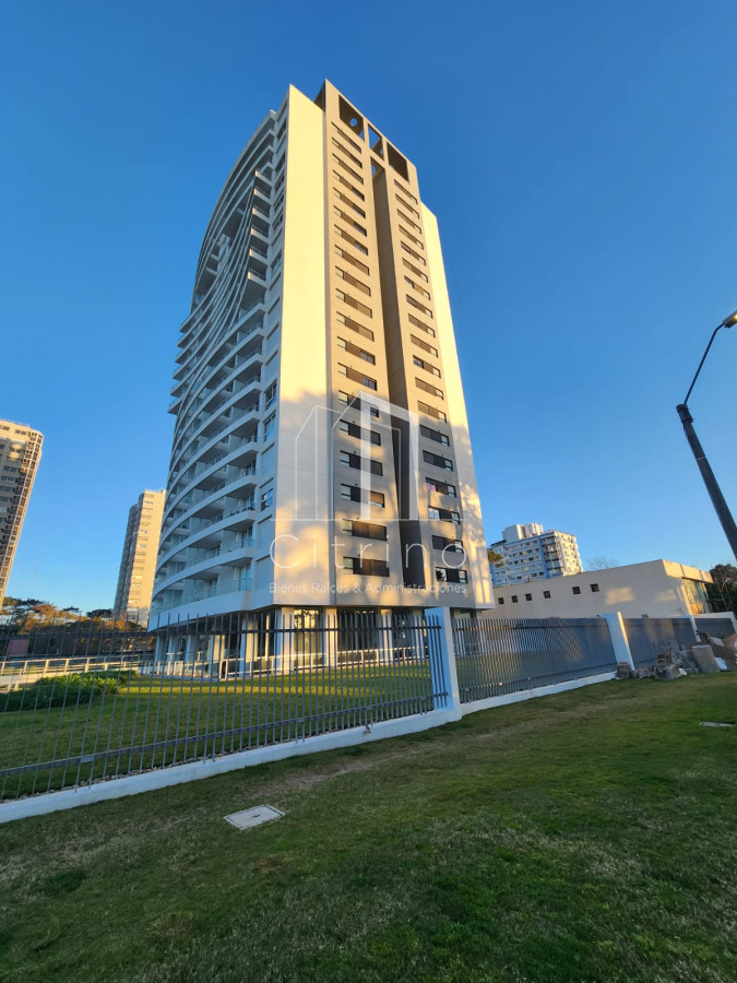 Apartamento ID.2750 - Greenlife de 2 dormitorios en Punta del este