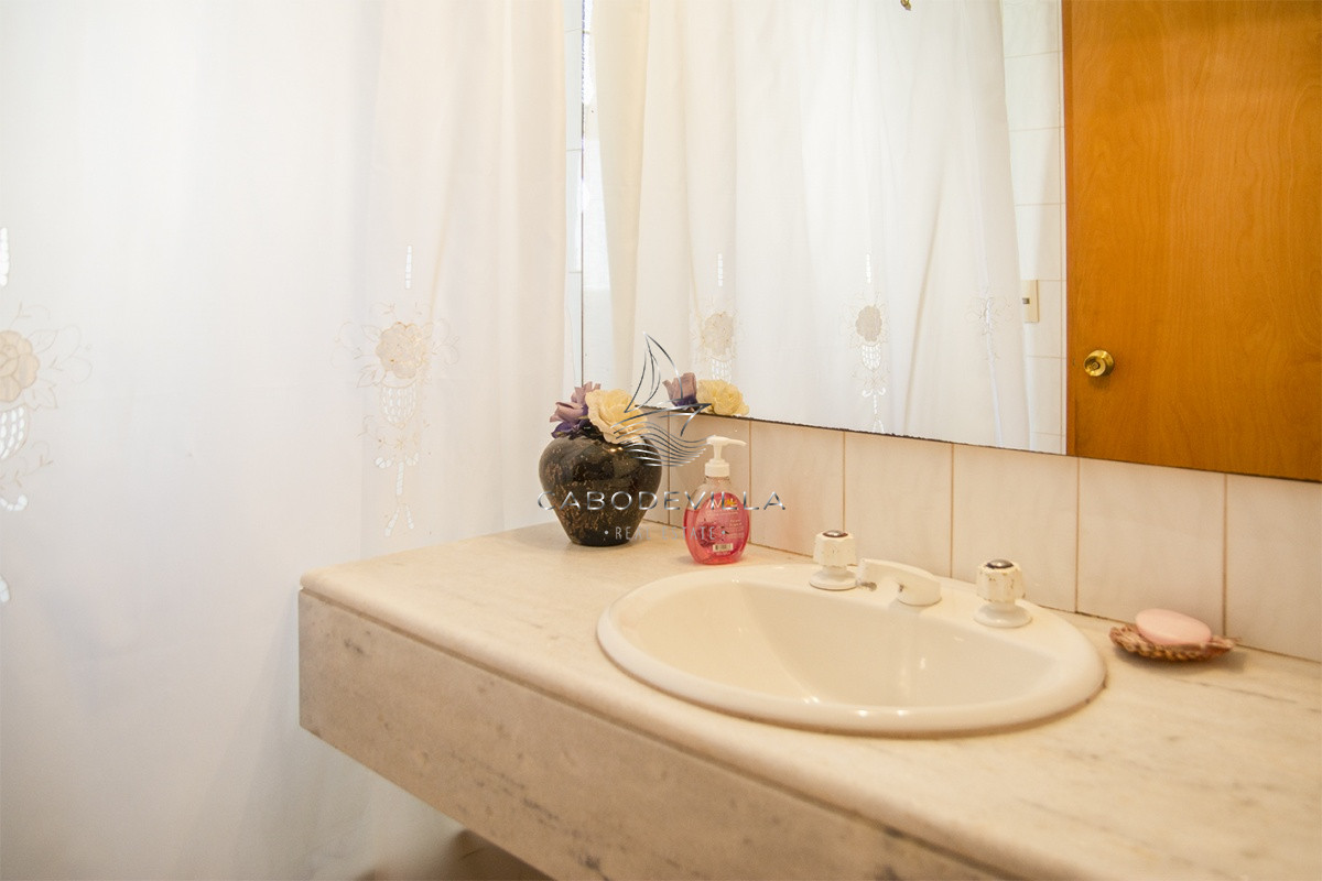 Apartamento ID.351 - Hermoso Departamento en venta con agradable vista. Punta del Este