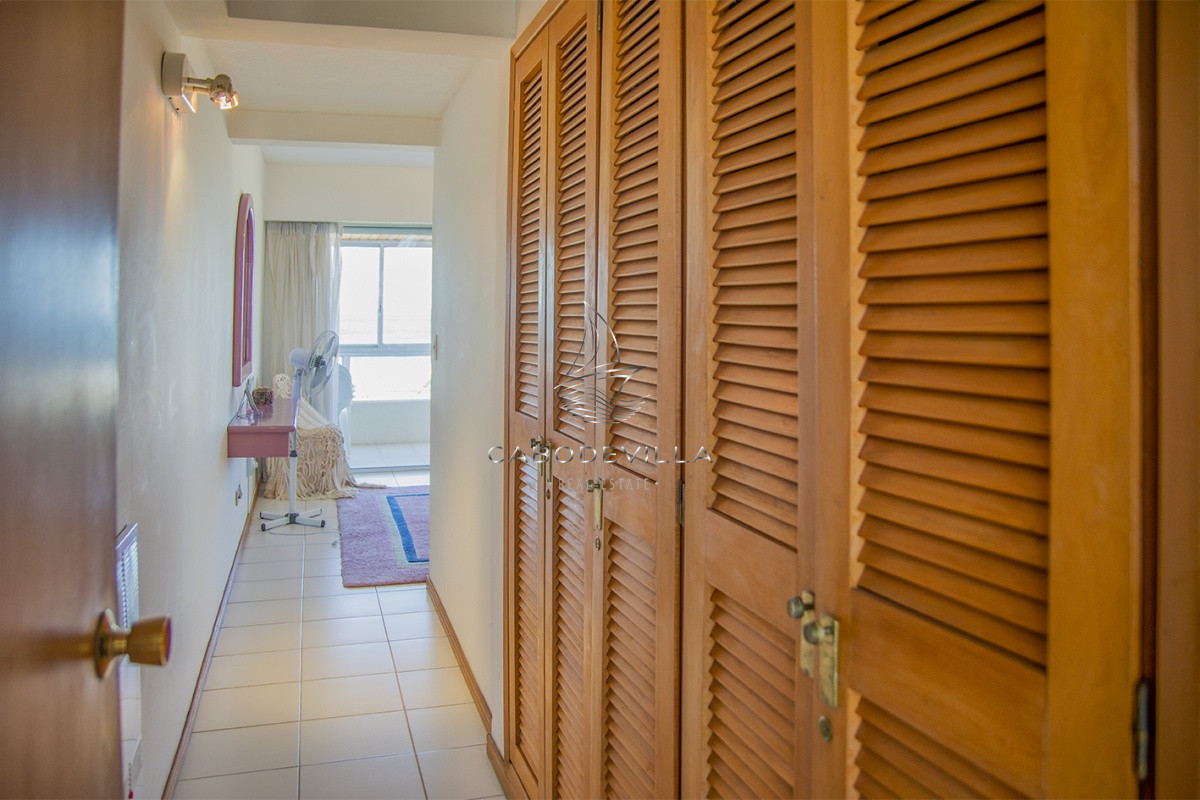 Apartamento ID.351 - Hermoso Departamento en venta con agradable vista. Punta del Este