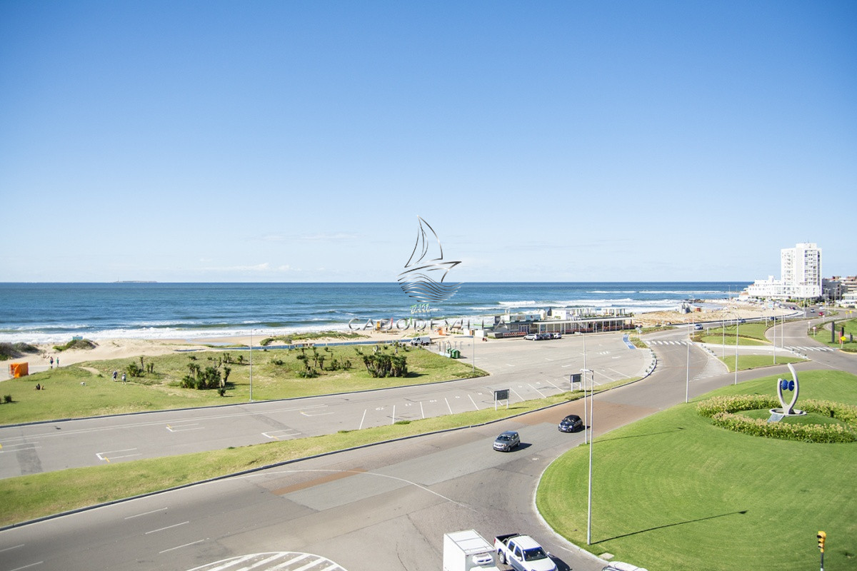 Apartamento ID.351 - Hermoso Departamento en venta con agradable vista. Punta del Este