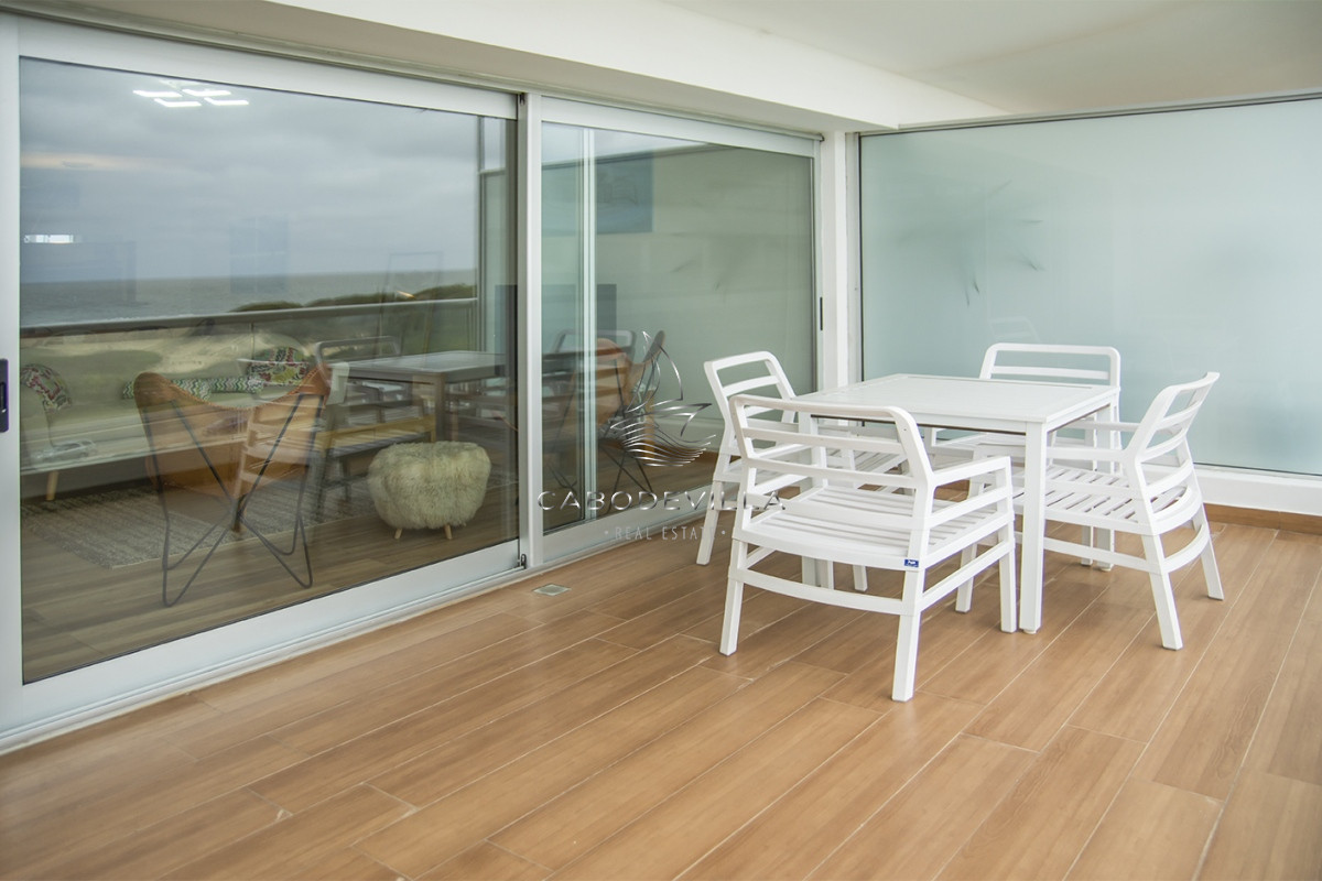 Apartamento ID.392 - Duplex frente al mar a la venta Playa Brava