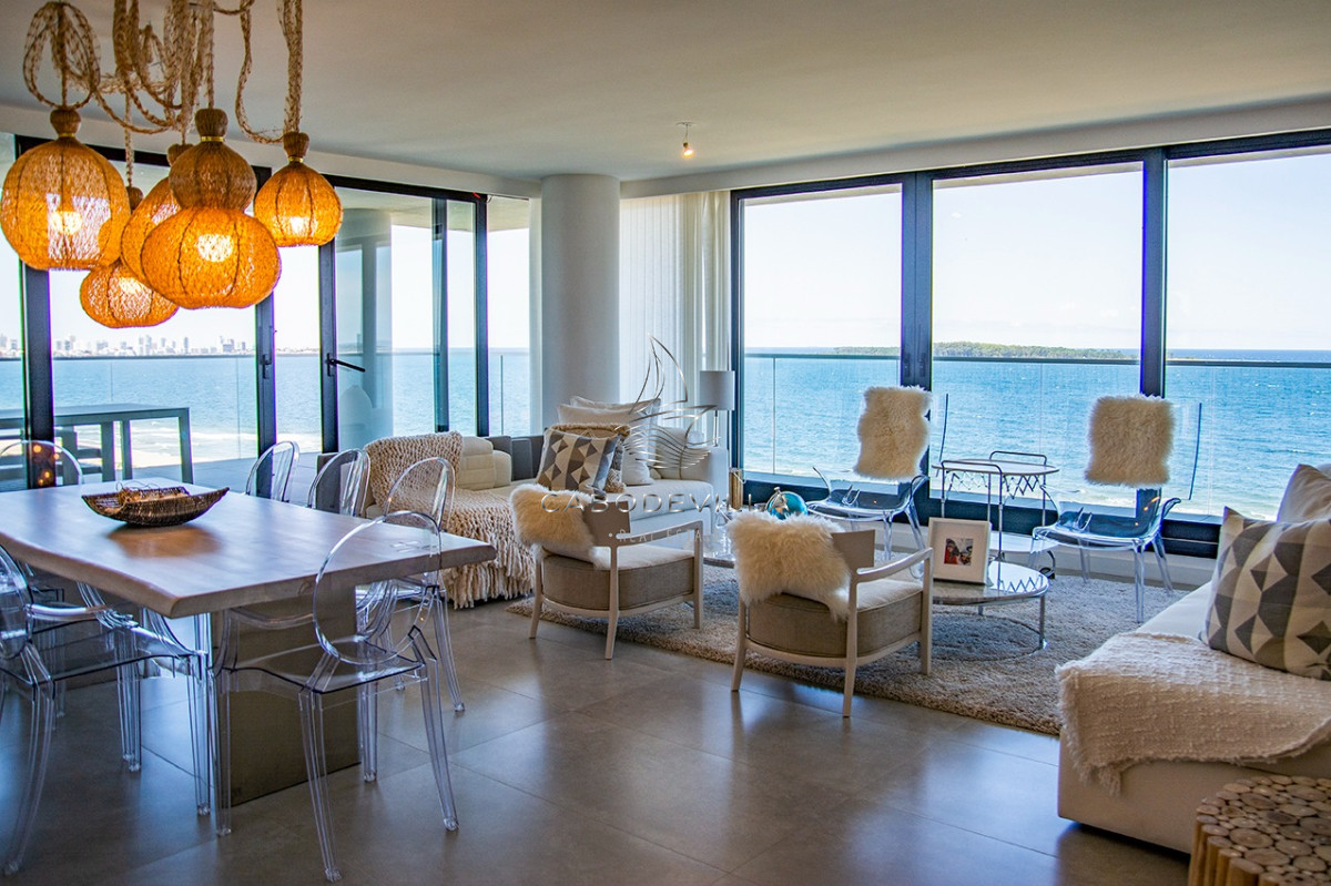 Apartamento ID.657 - Departamento de 3 suites en Alquiler frente al mar. Venetian Luxury, Punta del Este