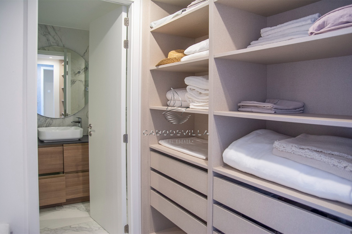 Apartamento ID.657 - Departamento de 3 suites en Alquiler frente al mar. Venetian Luxury, Punta del Este