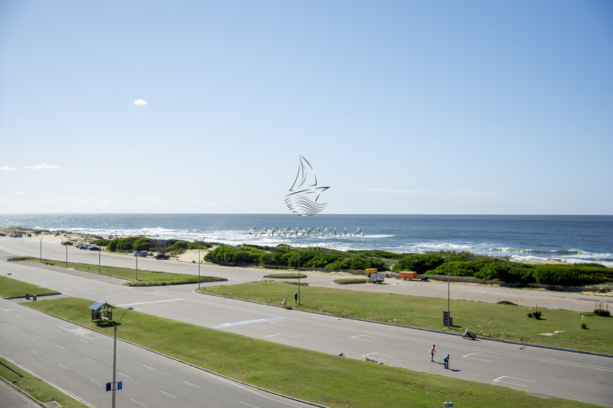 Apartamento ID.351 - Hermoso Departamento en venta con agradable vista. Punta del Este
