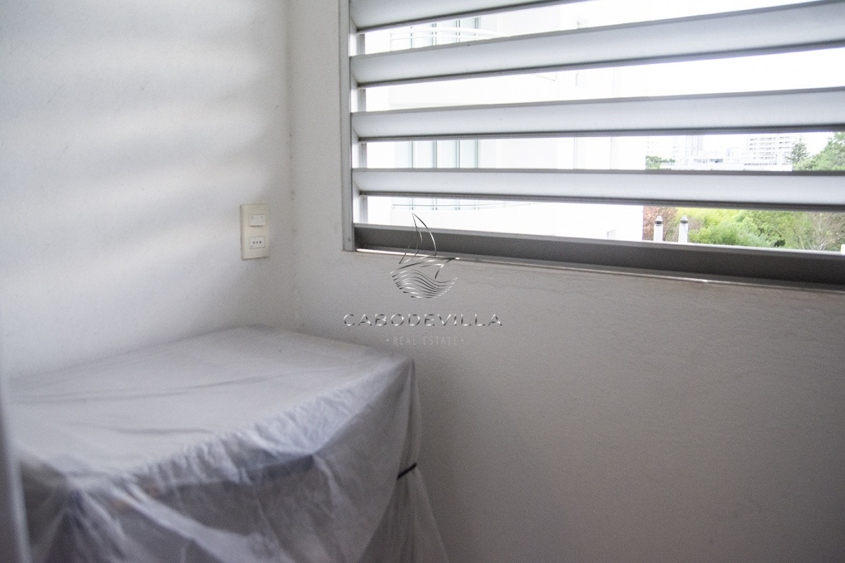 Apartamento ID.307 - Departamento de 1 dormitorio y medio en venta en complejo con amenities. Playa Brava