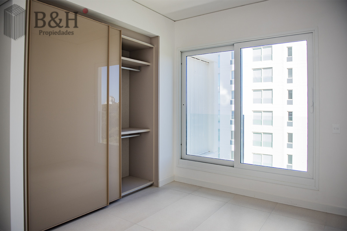 Apartamento ID.6213 - Vende Le Parc IV Esquinero a estrenar ! Punta del Este 