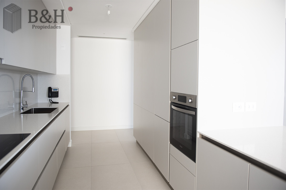 Apartamento ID.6213 - Vende Le Parc IV Esquinero a estrenar ! Punta del Este 