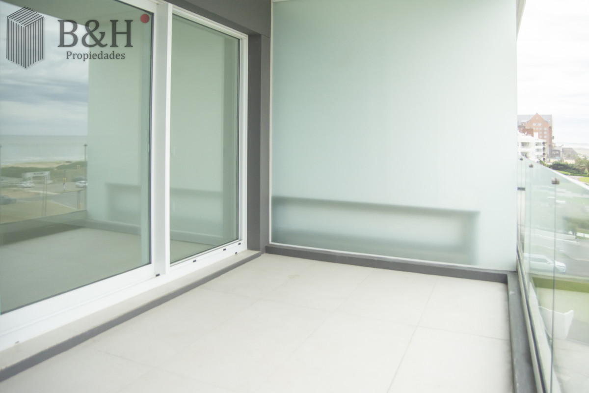 Apartamento ID.6350 - Vistas panoramicas de Playa Brava, Departamento de 3 dormitorios en venta. Torre Le Parc