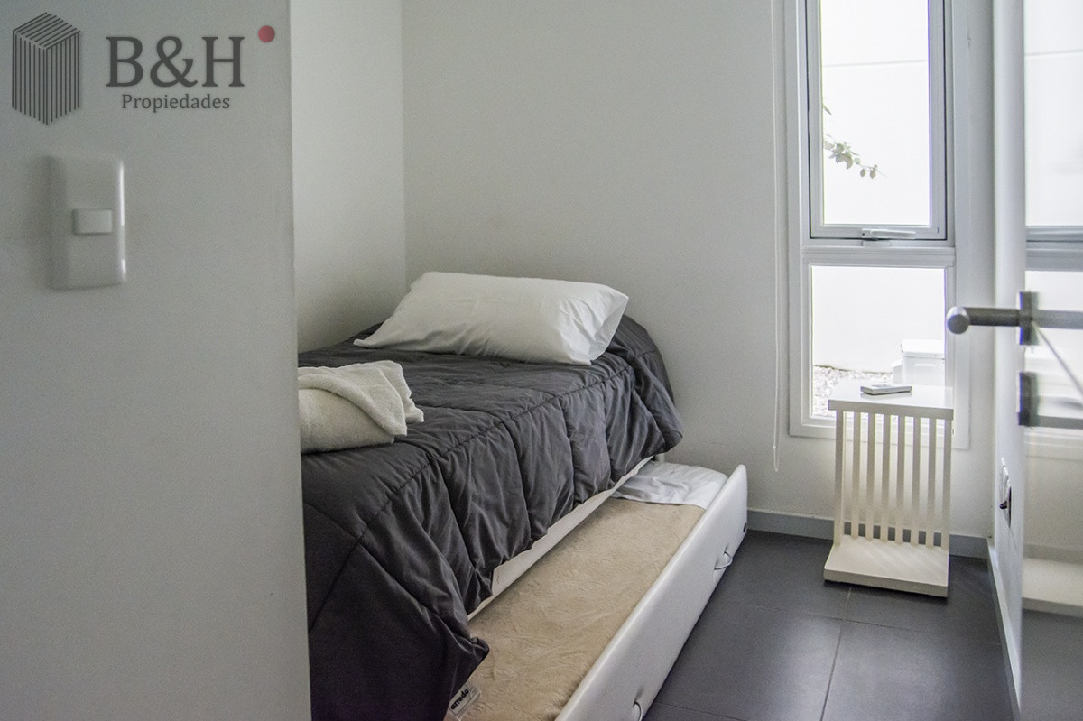 Apartamento ID.480 - Vende apartamento. Edificio Bonaire. 3 dormitorios con servicios. Brava, Peninsula, Punta del Este