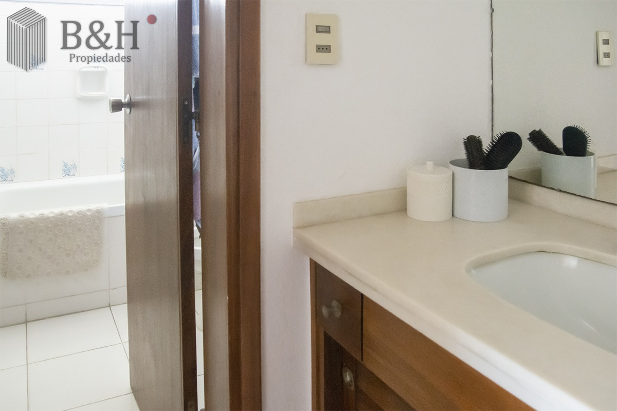 Apartamento ID.3148 - Apartamento en venta, Torre Fragata con hermosa vista al mar.