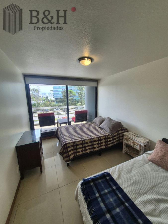 Apartamento ID.8230 - Apartamento en venta de 2 dormitorios en Punta del Este
