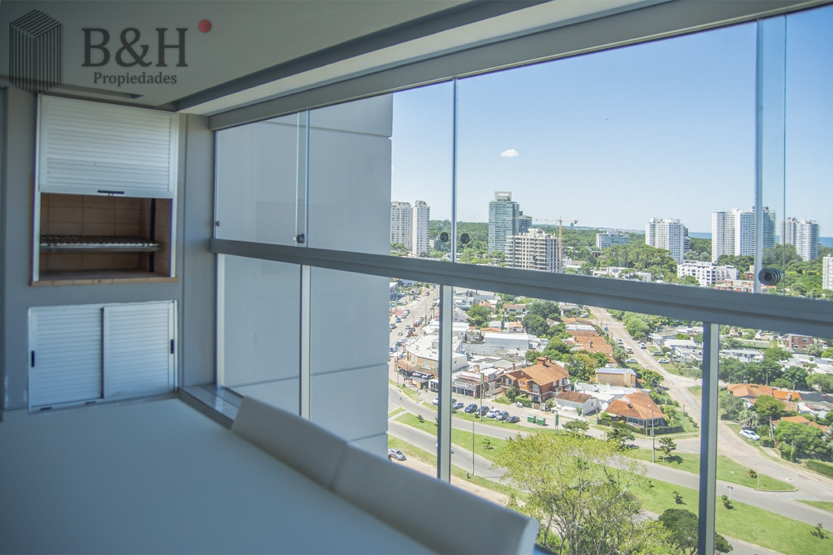 Apartamento ID.6474 - Departamento en alquiler de temporada en Miami Boulevard Punta Del Este