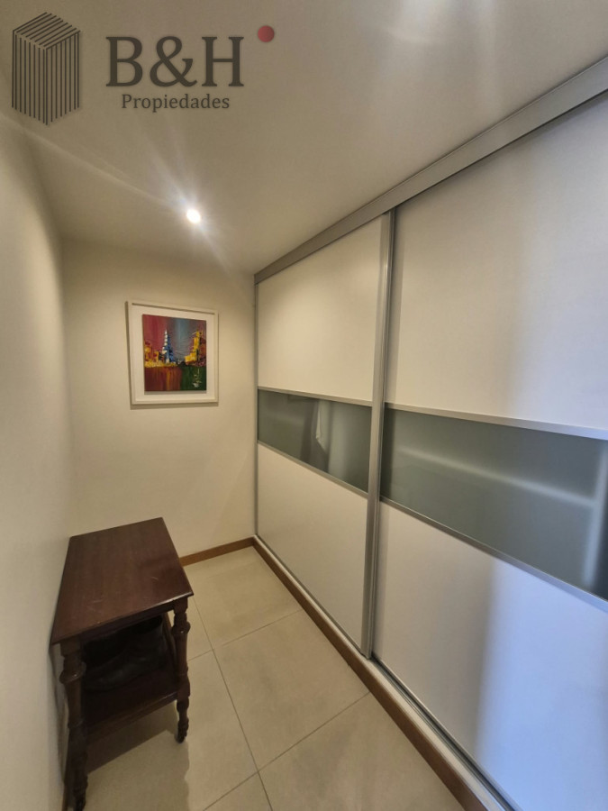 Apartamento ID.8230 - Apartamento en venta de 2 dormitorios en Punta del Este
