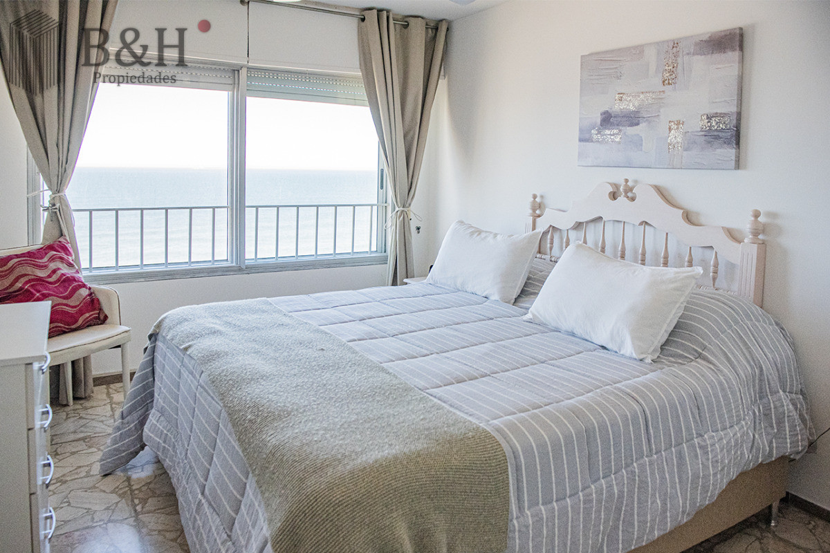 Apartamento ID.6955 - Departamento de 1 dormitorio en venta en Peninsula, vista al mar. 