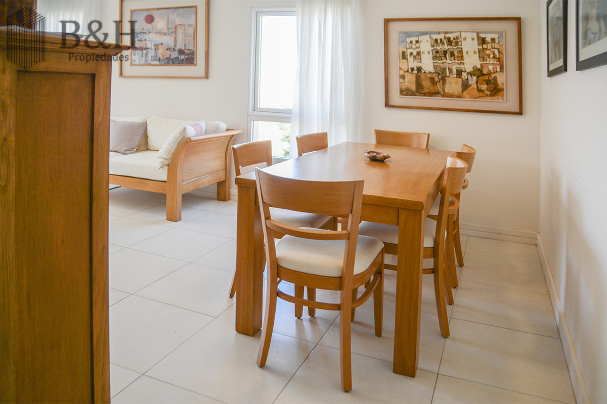 Apartamento ID.6175 - Departamento de 3 dormitorios con terraza  con parrillero en venta, Peninsula, Punta del Este