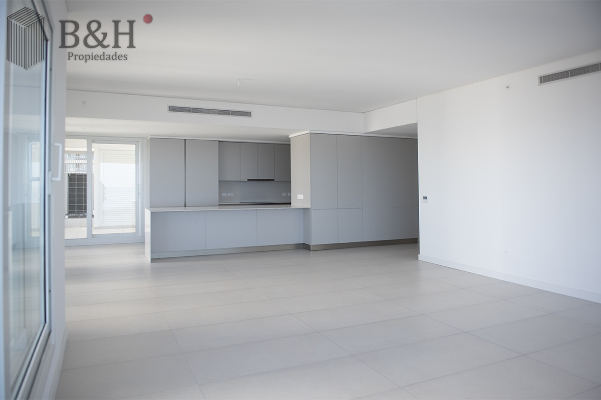 Apartamento ID.6213 - Vende Le Parc IV Esquinero a estrenar ! Punta del Este 