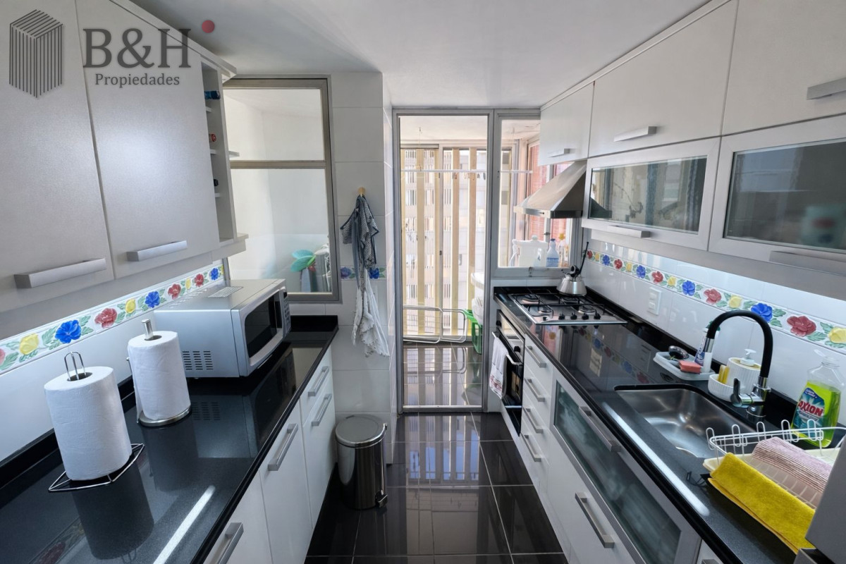 Apartamento ID.7104 - VENTA APARTAMENTO 2 DORMITORIOS 2 BAÑOS PRIMERA LÍNEA PLAYA MANSA