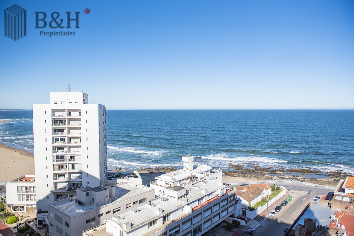 Apartamento ID.6955 - Departamento de 1 dormitorio en venta en Peninsula, vista al mar. 