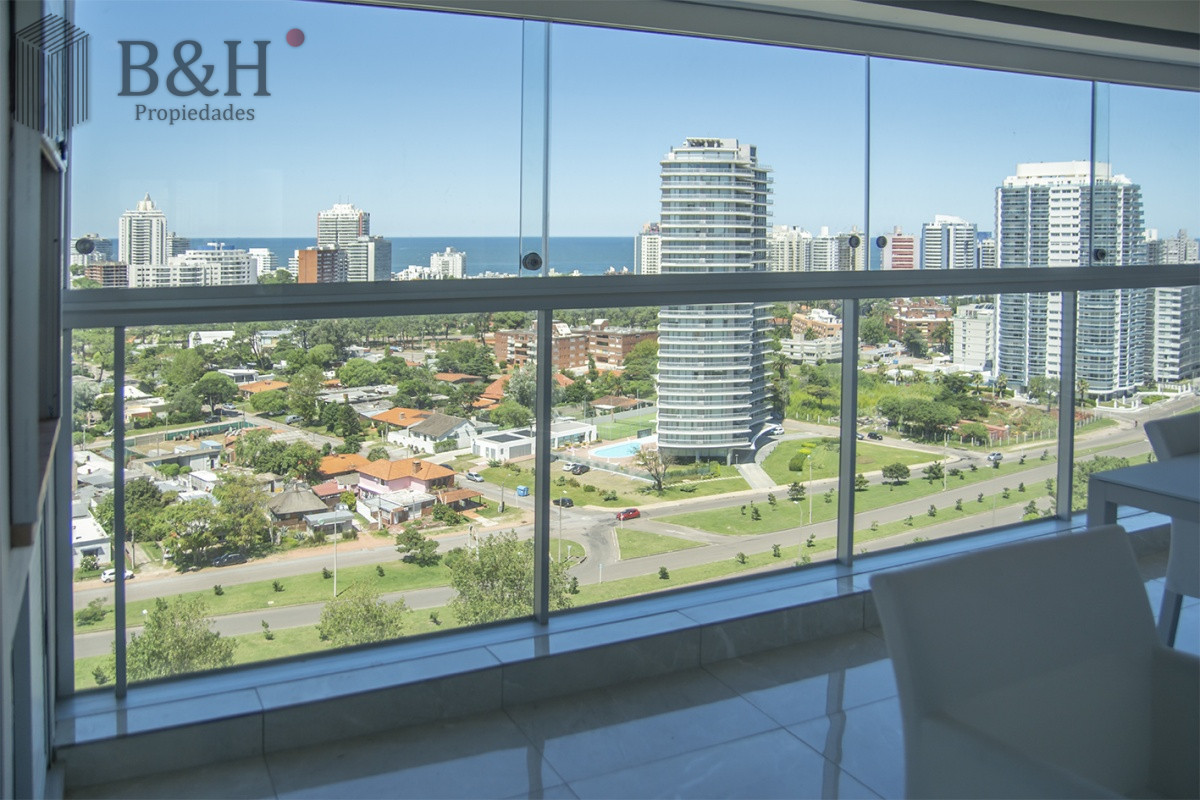 Apartamento ID.6474 - Departamento en alquiler de temporada en Miami Boulevard Punta Del Este