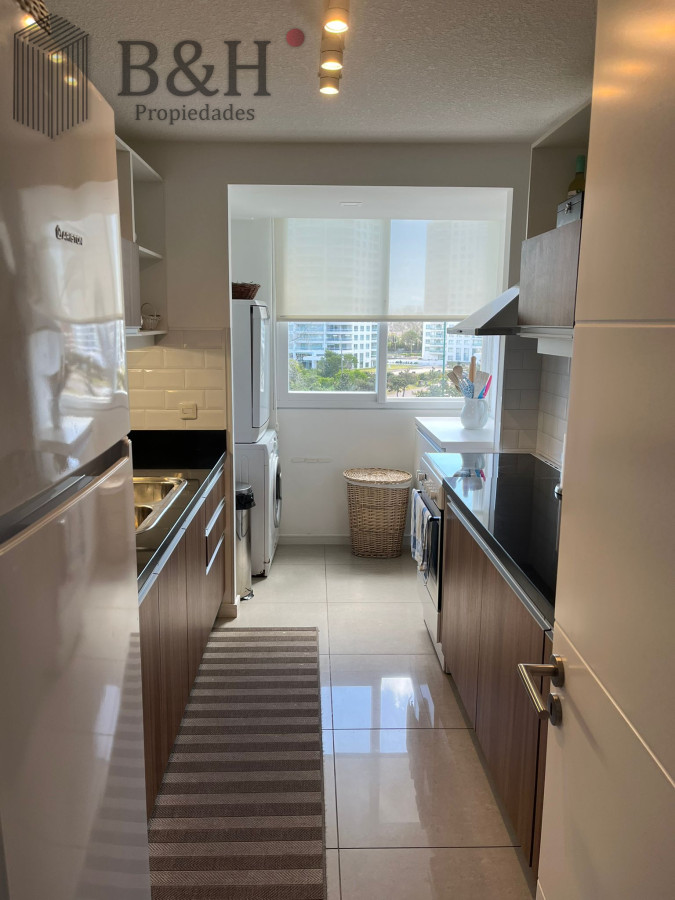 Apartamento ID.3311 - Apartamento en venta de 2 dormitorios en Punta Del Este