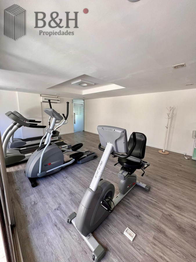 Apartamento ID.4847 - En venta apartamento con excelente vista, de 3 dormitorios en Roosevelt.