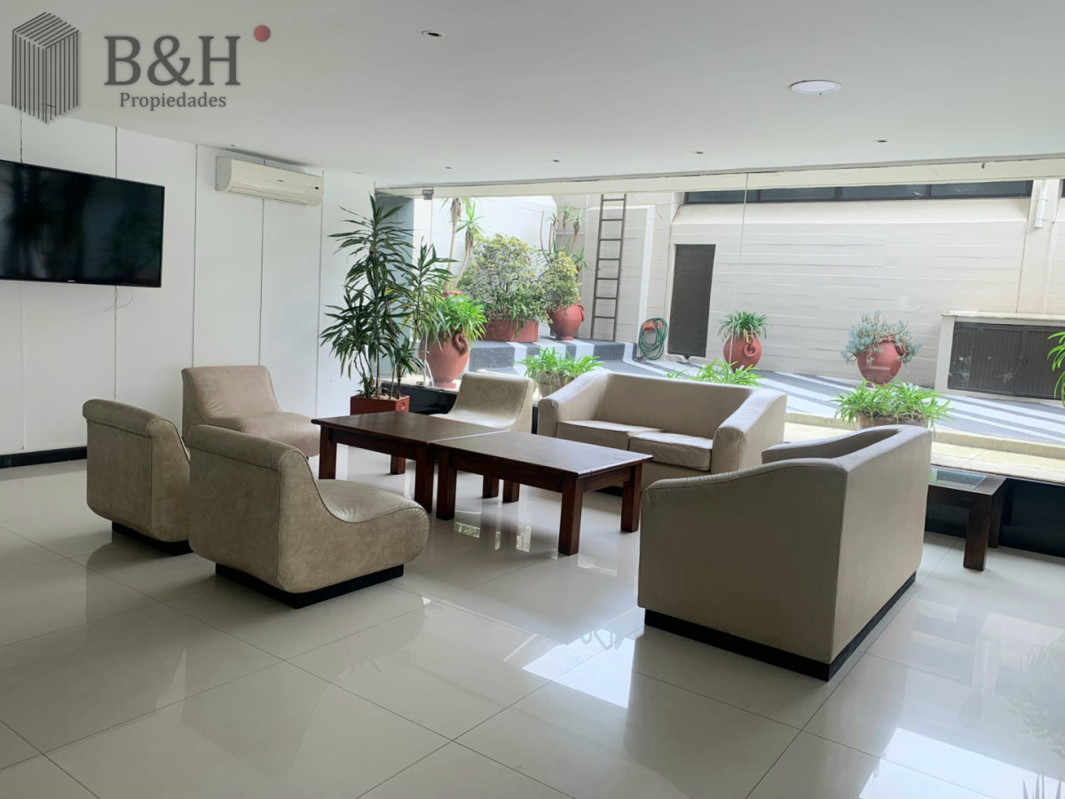 Apartamento ID.6862 - En venta apartamento de 2 mas dep. en Península, Punta del Este