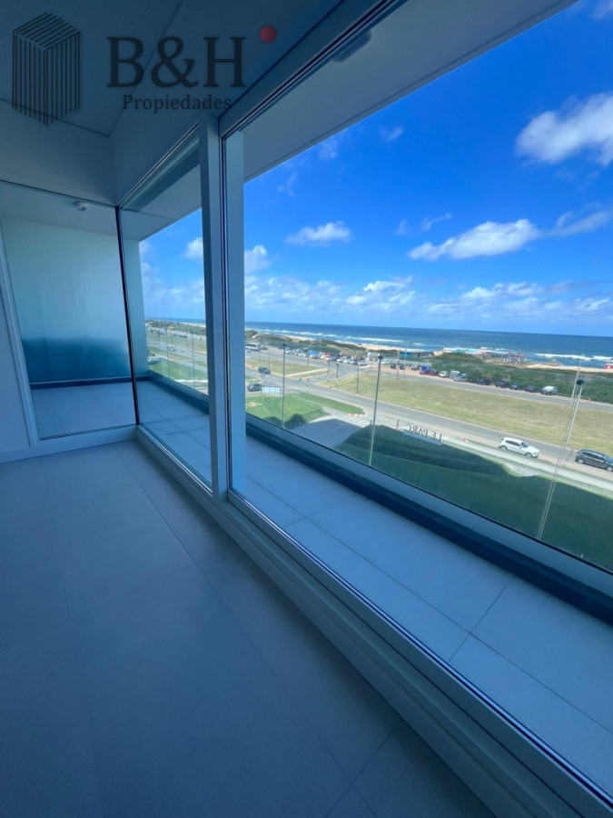 Apartamento ID.6350 - Vistas panoramicas de Playa Brava, Departamento de 3 dormitorios en venta. Torre Le Parc