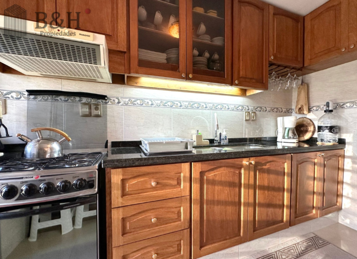 Apartamento ID.6686 - Vende Apartamento frente al mar en Brava, Punta del Este de 2 dormitorios.