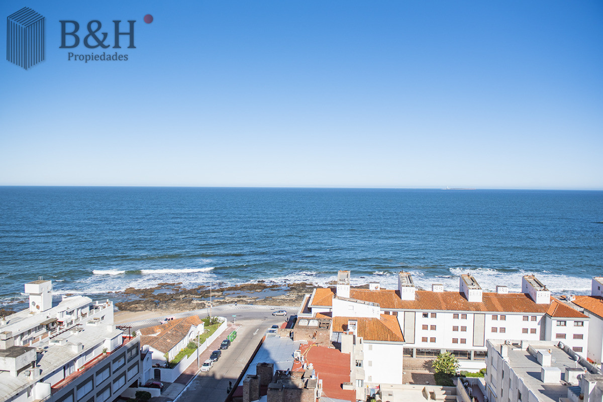 Apartamento ID.6955 - Departamento de 1 dormitorio en venta en Peninsula, vista al mar. 