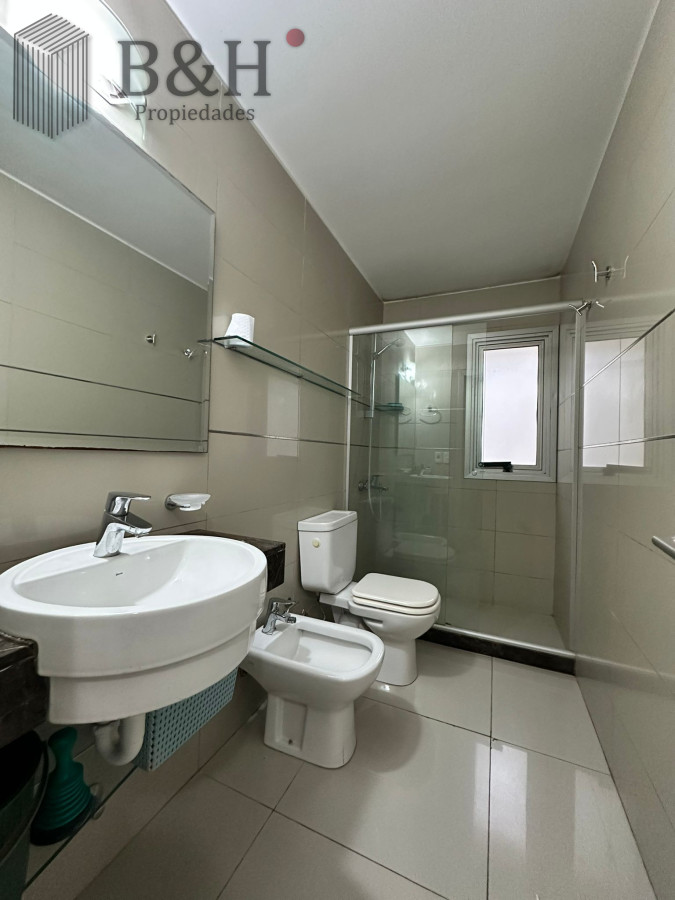 Apartamento ID.6041 - Apartamento en venta, 1 dormitorio en Península, Punta del Este