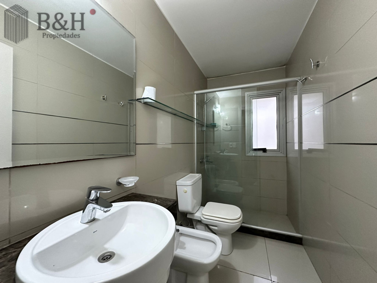 Apartamento ID.6041 - Apartamento en venta, 1 dormitorio en Península, Punta del Este